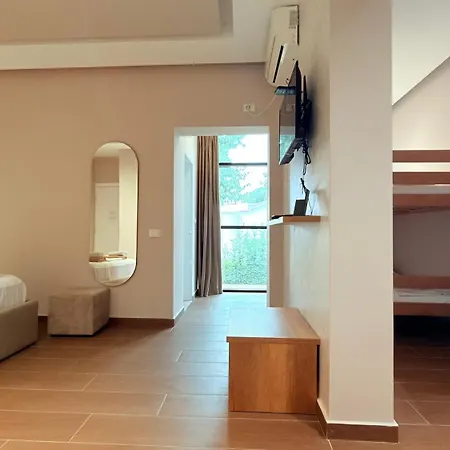 Delmar Durres Otel Golem (Tirana)