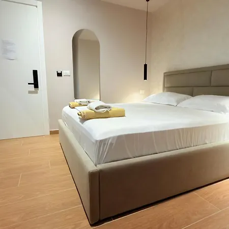 Delmar Durres Hotel *